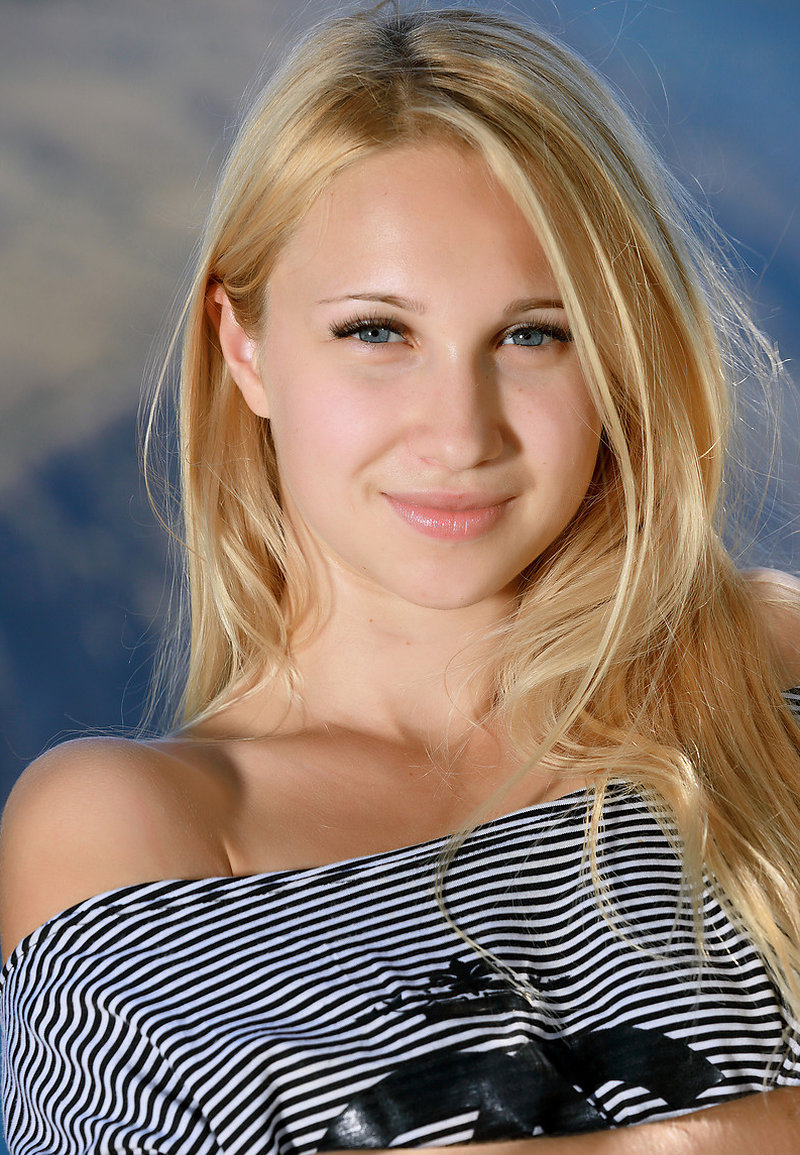 Регинка, 27 лет, 2 размер груди